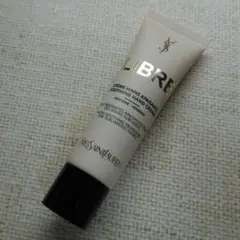 YSL リブレ ハンドクリーム