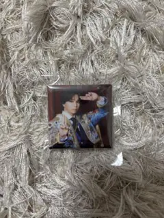 M!LK　サクラステージ　カプセルトイ　缶バッジ　塩崎太智