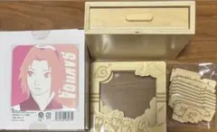 NARUTO 春野サクラ 彩面華 缶バッジ 特典 キャラシート ステッカー