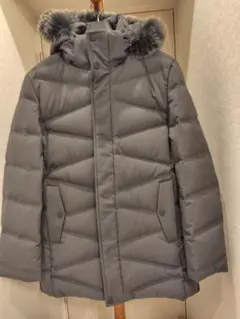 グレー ダウンジャケット ファー付きフード