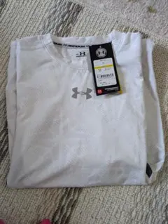 Under Armour 半袖Tシャツ M 新品タグ付き