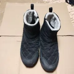 KEEN スノーブーツ