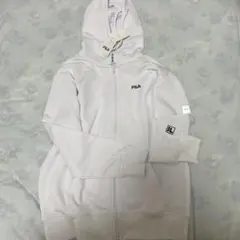 新品 FILA ホワイトパーカー　Lサイズ　フルジップパーカー　FH8190