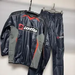 上Sサイズ　下Lサイズ