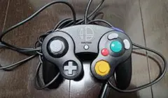 【ゲームキューブコントローラーGCコン黒色】スマブラ版