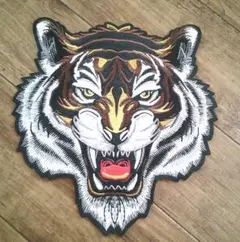 《特大US劇画猛虎顔》威風凛々 タイガー 闘魂 激渋 激オコUSトラ刺繍ワッペン