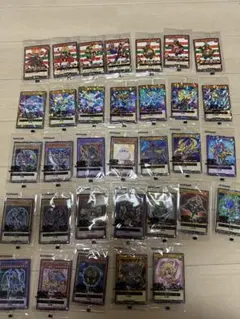 遊戯王　セブンイレブン限定カード16枚＋販促【非売品】 セブンイレブン「遊戯王」限定カード配布、ブラックマジシャン