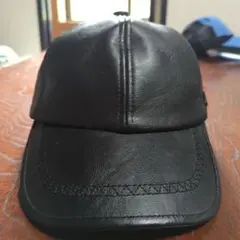 黒 レザー キャップ