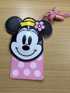 ディズニー チケットホルダー ミニーマウス