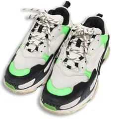 Item thumbnail for item c1338299-ed5f-4a69-9c2b-0cd27f0aa0d3