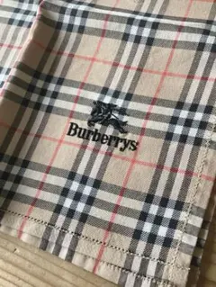【BURBERRYS】バーバリーズ　ヴィンテージハンカチ　ノバチェックのサムネイル