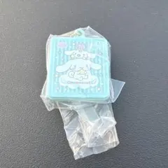 シナモロール サンリオ　クッキー缶チャーム