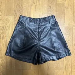 GRLレザーショートパンツtu98 ブラック　Sサイズ