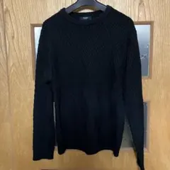 BEAMS HEART ケーブル柄クルーネックニット