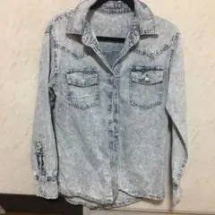 ケミカルウォッシュデニムシャツ