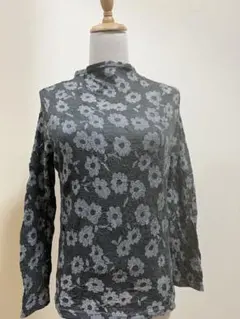 花柄 長袖トップス グレー系