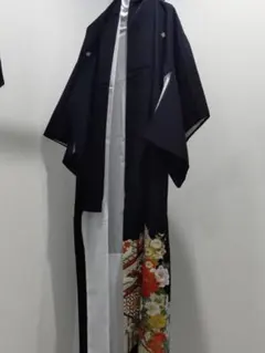 黒留袖リメイク ツーピース 鶴 扇面 - メルカリ