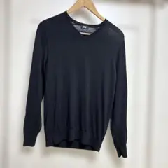 ユニクロ　UNIQLO セーター　長袖　黒　M 薄手　Ｖネック