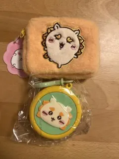 ちいかわ　ふわふわミニポーチ　まんまるミニシリコンポーチ　シーサー　2点セット