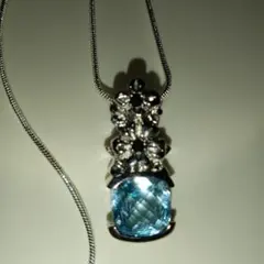 未使用❣️シルバー925 花モチーフ ブルートパーズ＆サファイアネックレス