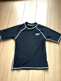 speedo 半袖ラッシュガード 黒　150