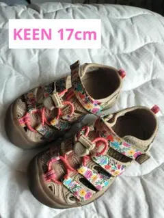 KEEN キッズサンダル 多色花柄　17cm