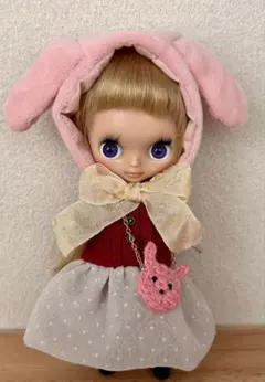 プチブライス　お洋服　ドール服　ハンドメイド　ウサギ