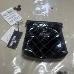 MARY QUANT ブラックポーチ
