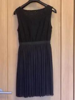 ブラックドレス ソフトプリーツスカート リボン付き