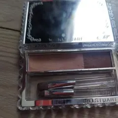 ジルスチュアート　アイブロウパウダー