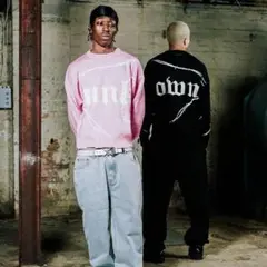 UNKNOWN London ニット セーター ピンクのサムネイル