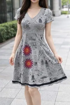 Desigual デシグアル手書きお花刺繍＆アート半袖 ワンピース グレーXSのサムネイル