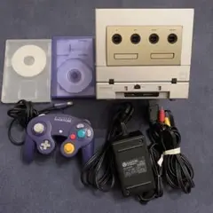 ゲームキューブ　シルバー　ゲームボーイプレーヤー