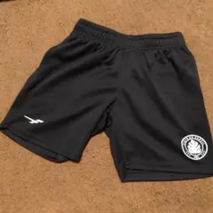 FINTA　ハーフパンツ　黒　150cm