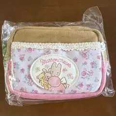 新品 未開封 サンリオ　マロンクリーム　マルチポーチ　小物入れ