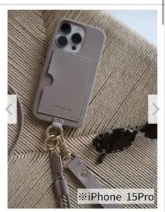 iPhone15Pro ケース　ストラップ　iPhoneケース