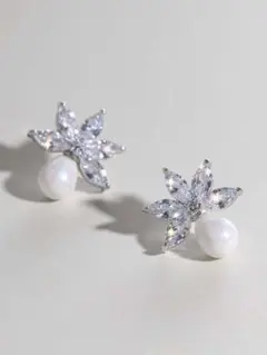 キュービックジルコニア　パール　花　フラワー　ピアス　結婚式　お呼ばれ　二次会