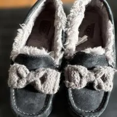UGG ボア付きブラックモカシン24cm