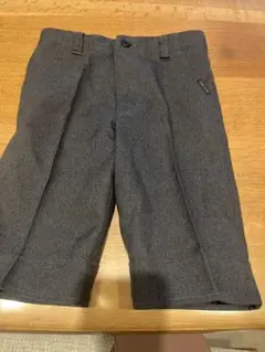 コムサ　110 サイズ　こグレーショートパンツ