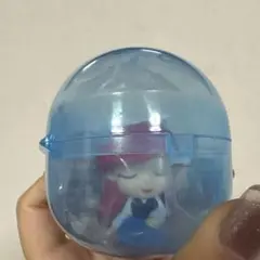 アリエル　ガチャガチャ　肩ズンfg.