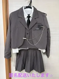 卒服　女の子　グレーのフォーマルスーツ 150サイズ