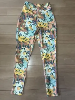 MURUA 花柄ストレッチレギンス ヨガウェア