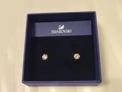 スワロフスキー ピアス(両耳用)