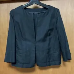ユニクロ　UNIQLO レディース　ノーカラージャケット ブラック 七分袖のサムネイル