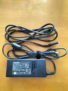 東芝ACアダプター 19V 4.74A PA3516U-1ACA