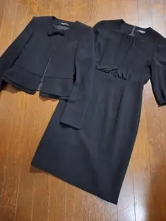 東京ソワール　ブラックフォーマル　5号　2way