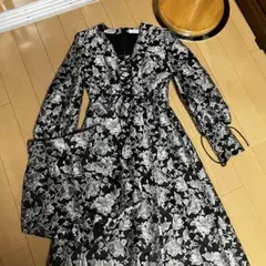 完売品 近年 グレースコンチネンタル フラワーオパールプリント