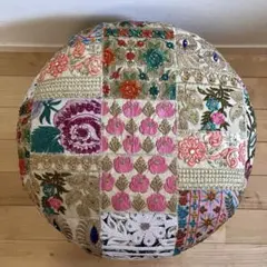 インドのパッチワークスツール ザリ刺繍⭐︎ヌキテパ　　　　　　　　パリヴィンテージ