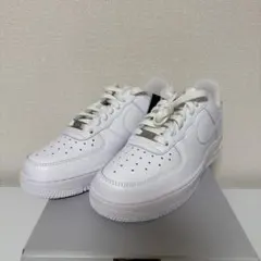 ナイキ NIKE AIR FORCE 1 白 22年製 美品 27.5cm - メルカリ