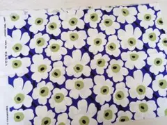 マリメッコ　生地　フィンエアー